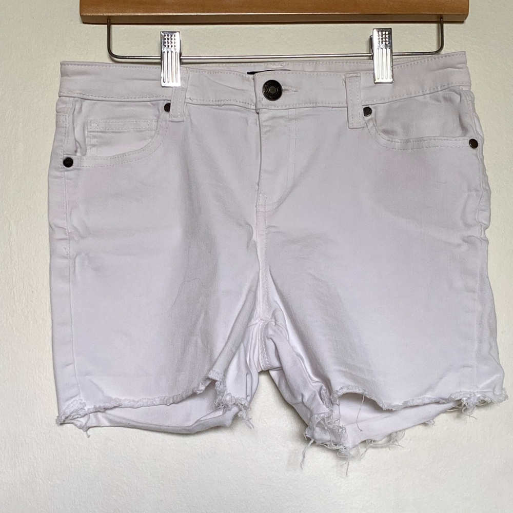 Buffalo David Bitton White Jean Shorts Distressed Frayed Hem